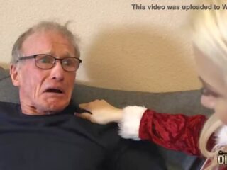 70 ano velho homem fode 18 ano velho jovem fêmea ela andorinhas tudo sua ejaculações